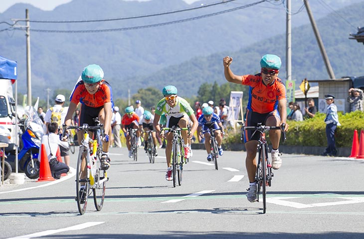 高校生　浦和工業高校同士のスプリント勝負を、中川涼が制する