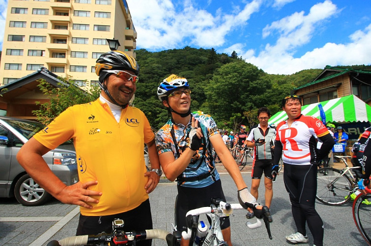 ここでオヤジが参加者さんに捕獲されました。