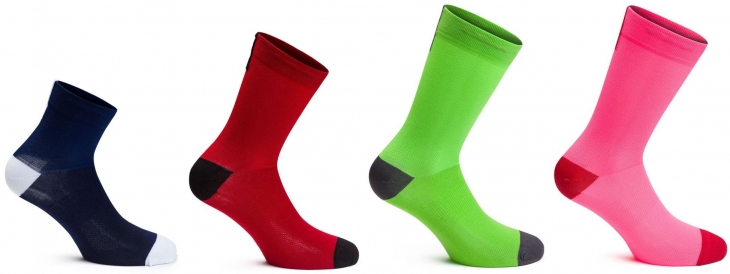 Rapah Pro Team Socks(左からブルー/Short、レッド/Long、グリーン/Extra Long、ピンク/Extra Long)
