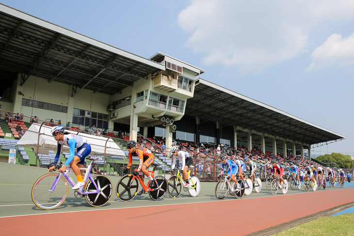少年ポイントレース予選1組 冨尾大地(鹿児島・南大隅高)、沢田桂太郎(宮城・東北高)、中井唯晶(滋賀・瀬田工高)らが決勝へ