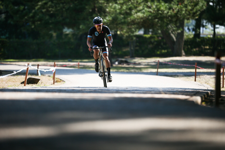 C1　先頭に立った濱由嵩（SPEEDVAGEN CYCLOCROSS TEAM）