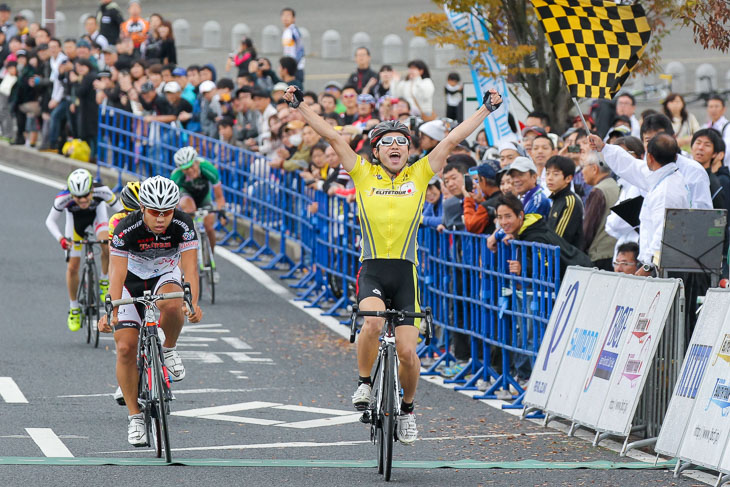 E1 川田優作(Honda 栃木)が優勝