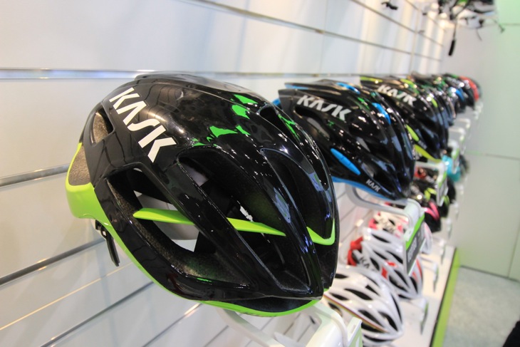 KASKのニューヘルメット PROTONEは軽量コンパクトな注目モデル