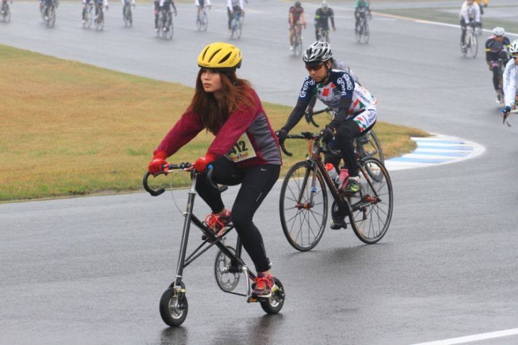 謎小径車発見！フロントチェーンリングヤバい！