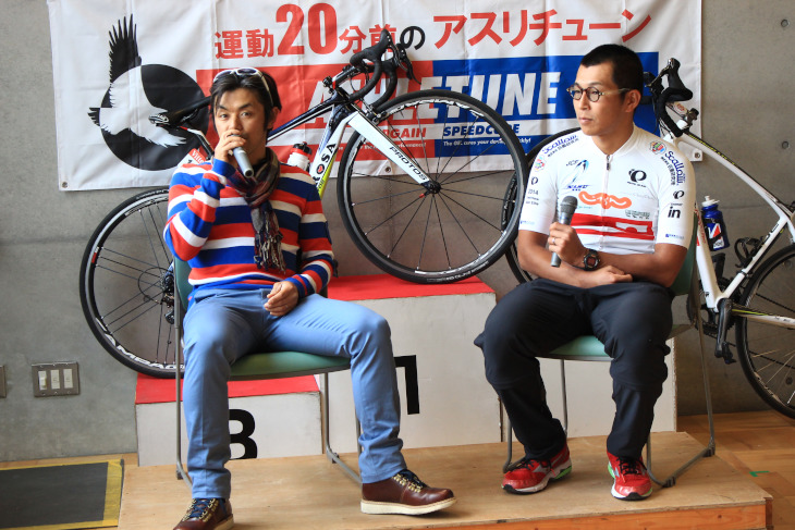 元チームメイトである宮澤崇史選手と佐野選手選手によるトークショーも開催された
