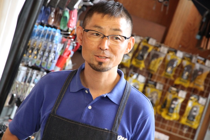 2013年度ローター取扱量日本一となった岐阜県瑞浪市のサイクルショップDADDYの鈴木雅彦店長