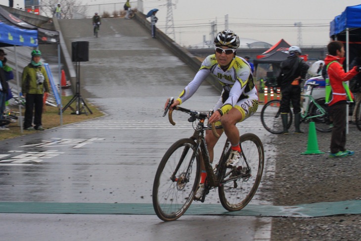 CM1 2位を振り切り勝利した小田島貴弘(Club Sy-Nak)