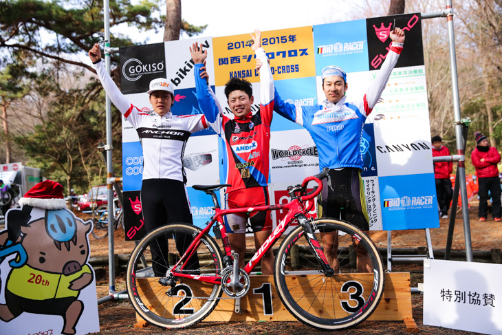 C1表彰台 小橋勇利(JPST MASSA ANDEX)が優勝