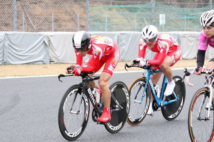 2人ペアのTTレース「トロッフェ・バラッキ」は人気種目だ