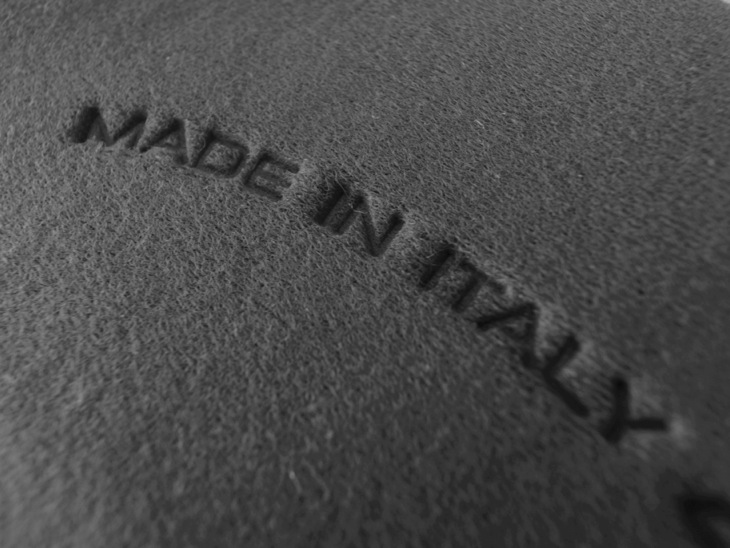 ヴェローチェパッドに記される「MADE IN ITALY」