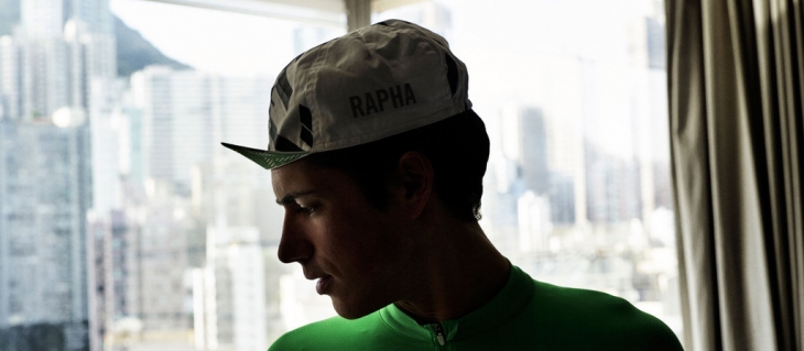 Rapha Data Print Cap（ホワイト）着用イメージ