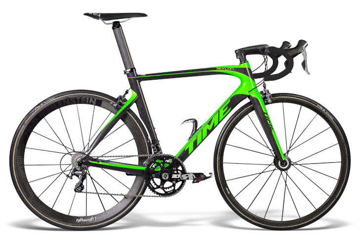 METALIC GREEN APPLE(モデルバイクはSKYLON)