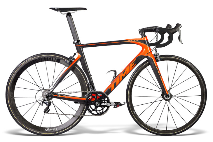 METALIC ORANGE(モデルバイクはSKYLON)