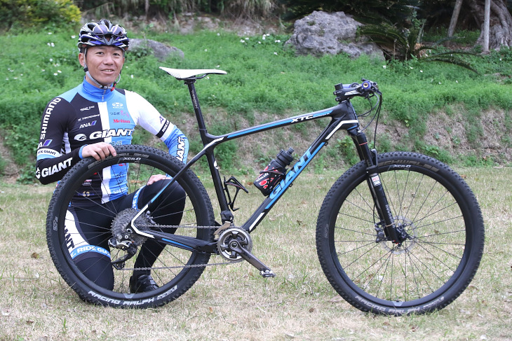 門田基志(チームジャイアント)とジャイアント XTC ADVANCED SL