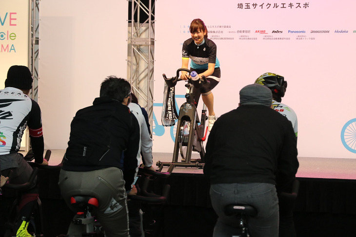 平野由香里さんによる「初めてのインドアバイクチャレンジ」