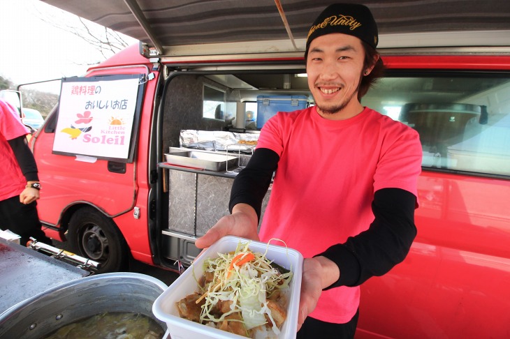 鉄板鶏飯いただきます！