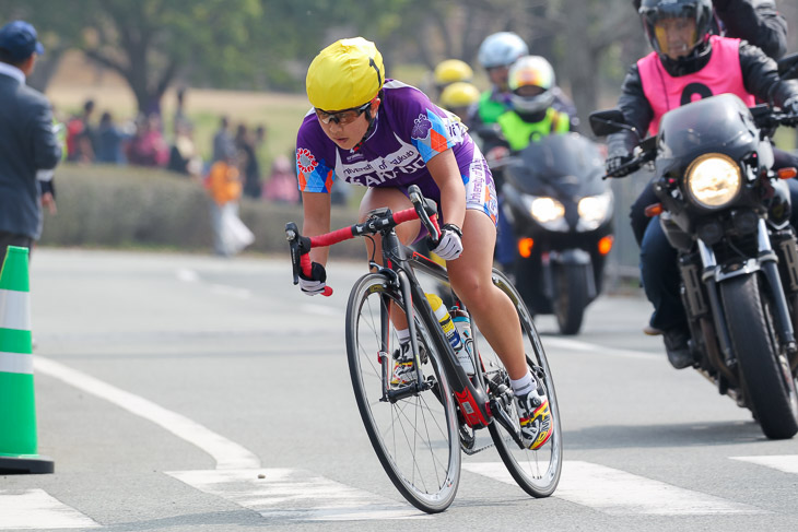 女子最終周回へ　梶原悠未（埼玉・筑波大坂戸）が独走を続け優勝