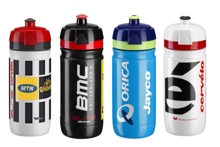 エリート CORSA TEAM 550ml(左からMTNキュベカ、BMC、、オリカ・グリーンエッジサーヴェロ)