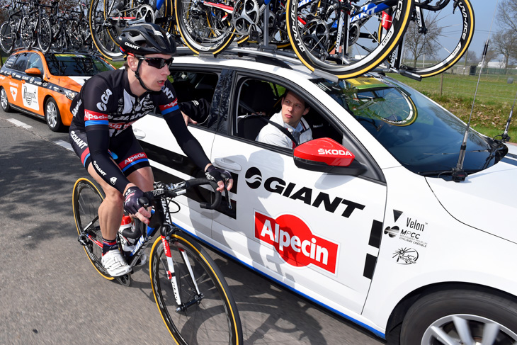 今季初ロードレース出場となったCXライダーのラルス・ファンデルハール(オランダ、ジャイアント・アルペシン)は114位完走