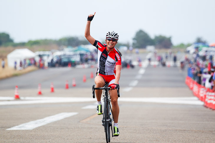 Fクラスタ　吉川美穂（ASAHI MUUR ZERO）が独走優勝