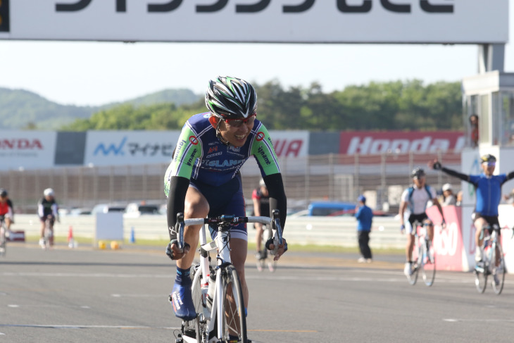 7時間の部ソロは高橋誠選手(イナーメ信濃山形)が制した
