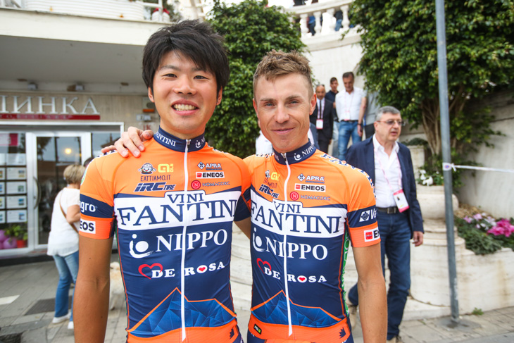 石橋学とダミアーノ・クネゴ(イタリア、NIPPOヴィーニファンティーニ)