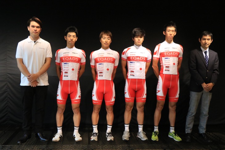 U23以下の若手で構成されたEQUADS（エカーズ）は浅田顕監督の指導のもと日本の未来を担う