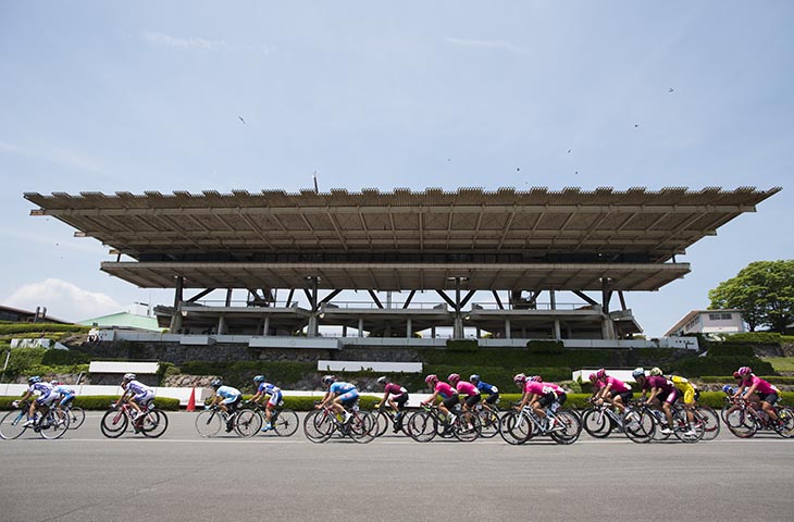 真夏のような日差しが照りつけた日本CSC5kmサーキット（写真はRCS第2戦クラス1+2）