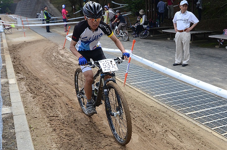 男子ユース優勝　村上功太郎（こけむしろ）