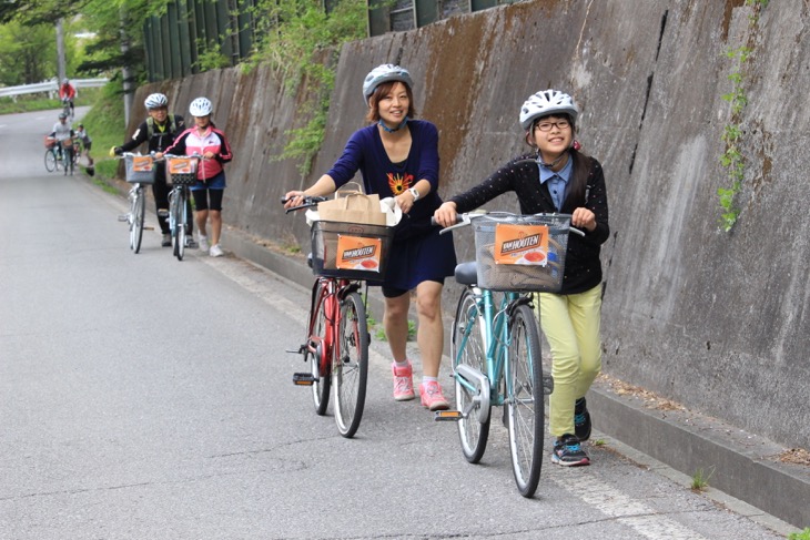 標高差60mの丘ではタウンサイクルの人は押しが入ってしまう