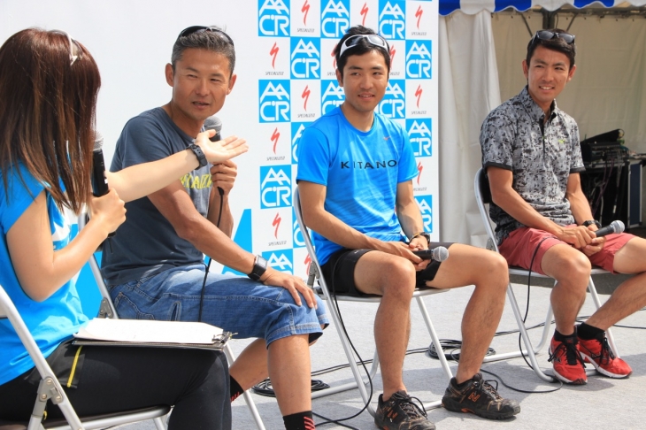 鈴木雷太さん、竹谷賢二さん、渡部暁斗さんと弟の善斗選手によるトークショー「私とオリンピックと自転車」