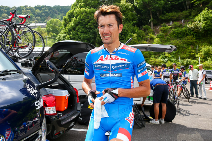 綾部勇成(愛三工業レーシングチーム)が2位。2年ぶりのUCIポイント獲得