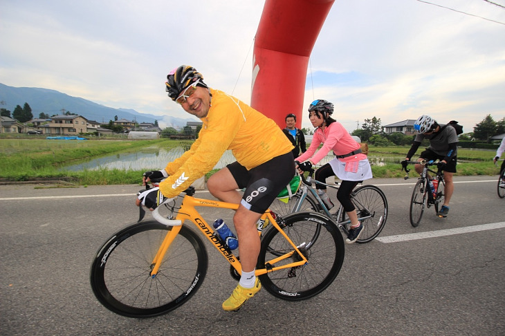 「ちょっくら行ってみっか！」4年連続のスタートです。