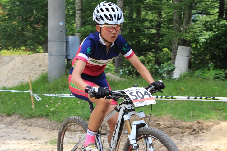 女子ユースで優勝した小林あか里 (MTBクラブ安曇野)