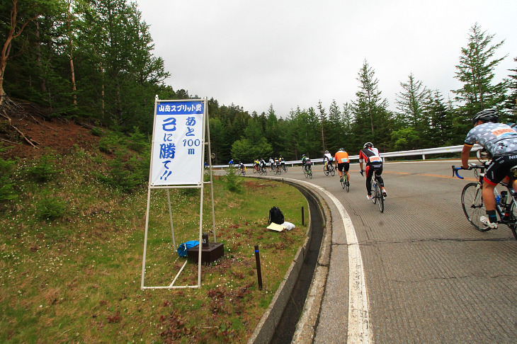 ｢あと100m 己に勝て！｣　いやいや勝てないでしょ！