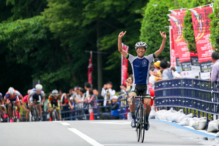 U23 中井路雅（京都産業大）がラスト1kmでアタックして優勝