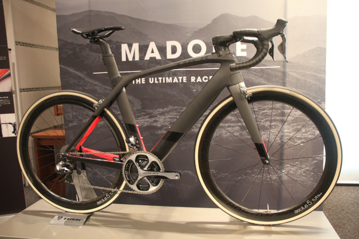 トレック Madone 9.9