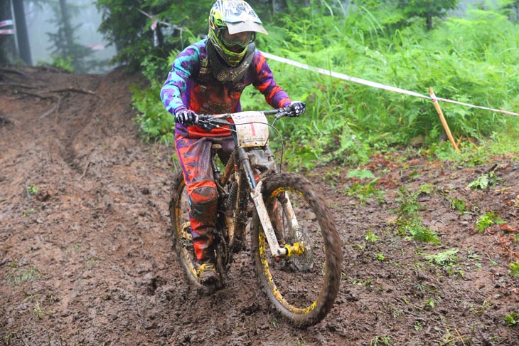 女子エリート優勝　末政実緒（SRAM/LITEC）