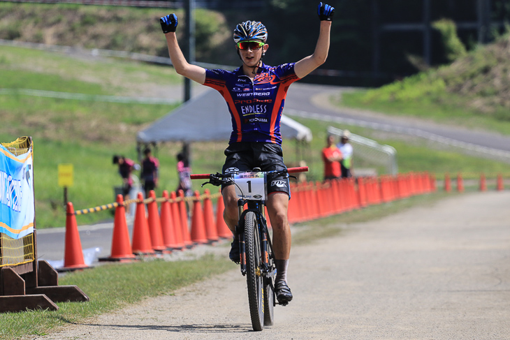 ユース男子U17で余裕の勝利を決めた北林 力（WESTBERG/ProRideJ）