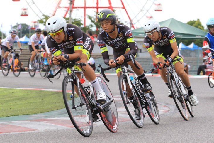 流石の走りを魅せたTeam UKYOがJCF登録の部で優勝