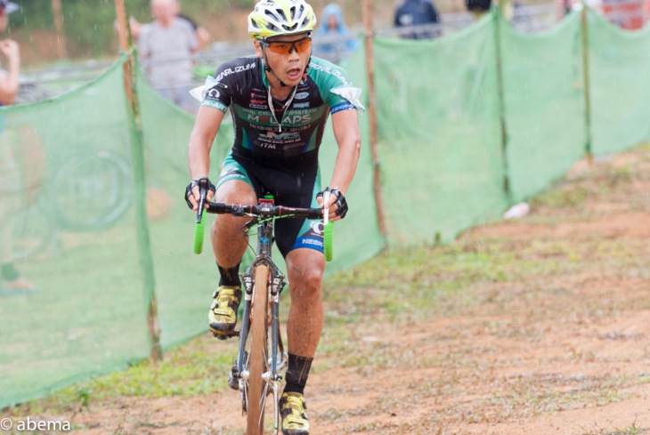 向山浩司(SNEL CYCLOCROSS TEAM)は26位でフィニッシュ