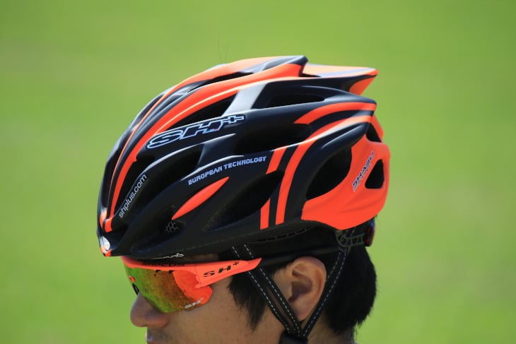 SH+ RG4800＆SHABLI S-LINE NIPPOカラーのアイウェア＆ヘルメット限定 