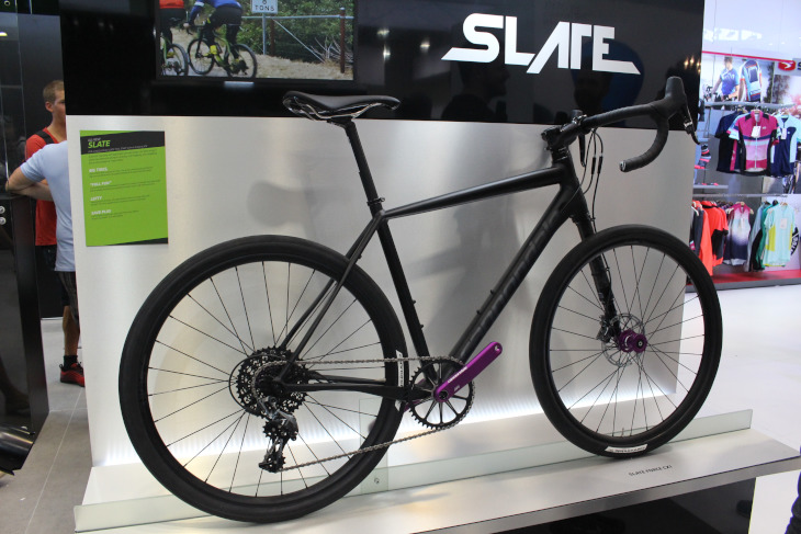 Eurobike Goldアワードを獲得したSLATE FORCE CX1