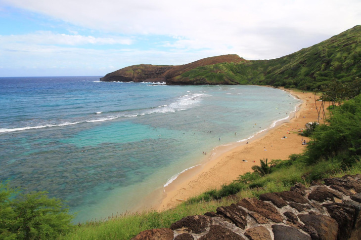ハワイの雄大な自然の中を走れるなんて夢の世界