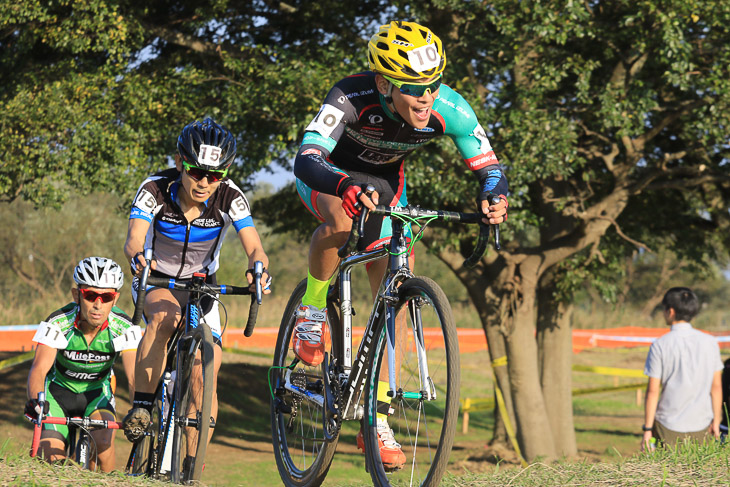 8位と健闘した中村 龍太郎（SNEL CYCLOCROSS TEAM）