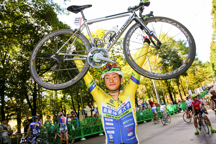 山本大喜(鹿屋体育大学)のバイクはキャノンデール SuperSix EVO hi-mod Di2 2016年モデル。日本にまだ数台しかない