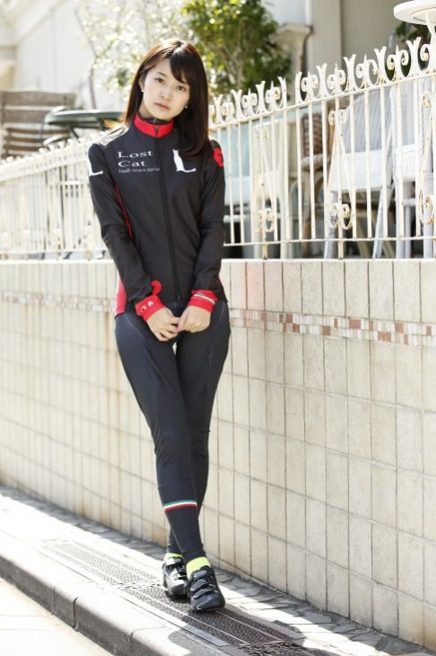7-ITA Lost Cat Lady(Black/Red)