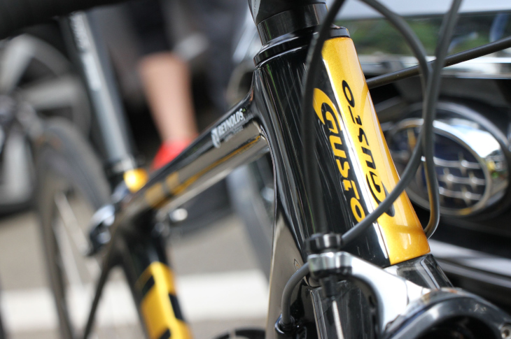 グストは台湾の自転車輸入代理店・アタッキ社がプロデュースするスポーツバイクブランド
