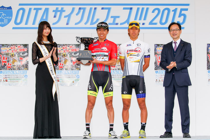 Jプロツアー年間総合成績 個人総合優勝 畑中勇介(チーム右京)、個人総合U23優勝 新城雄大(那須ブラーゼン)