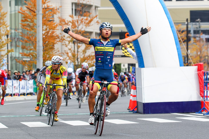 E1　内山雅貴（ボンシャンス）が前日に続いて優勝